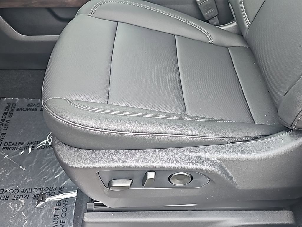New 2026 GMC Sierra 1500 SLT w/ SLT Premium Plus Package image 13