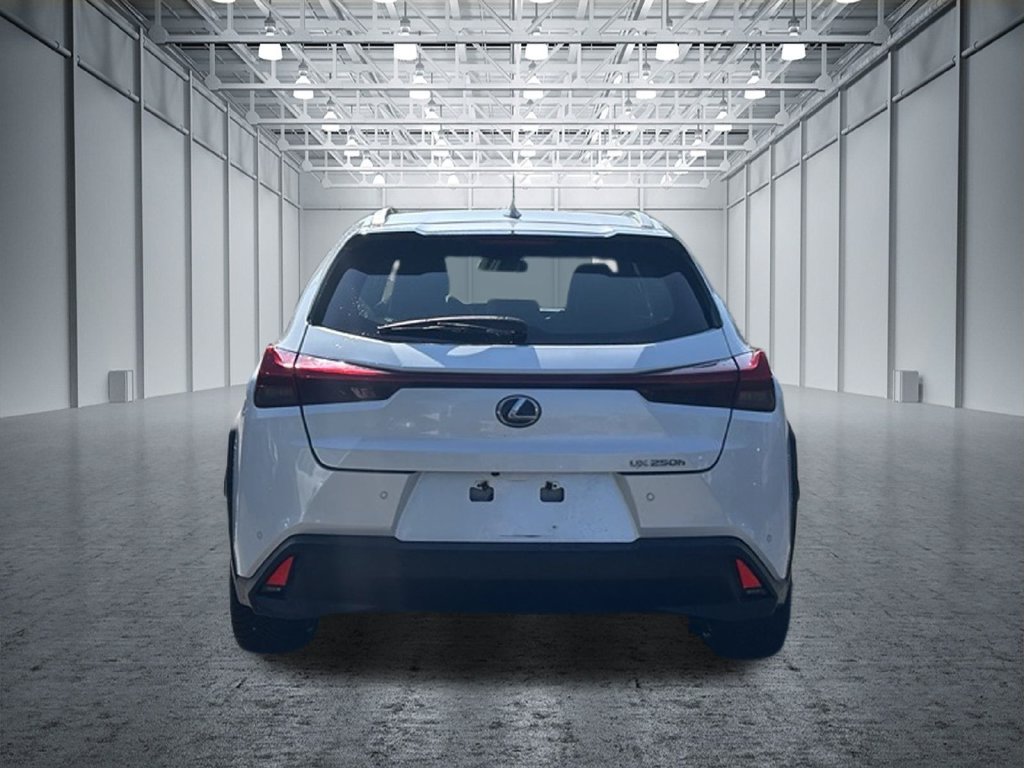 Used 2020 Lexus UX 250h w/ Accessory Package AWD/4WD image 18