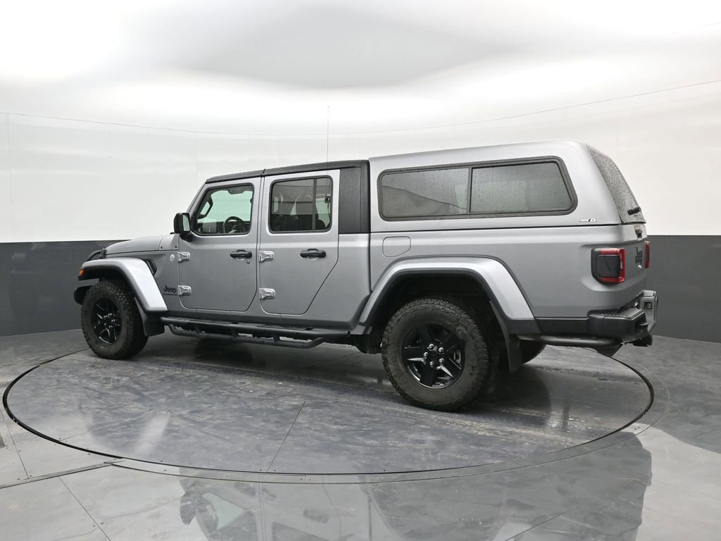 Used 2021 Jeep Gladiator Sport image 5