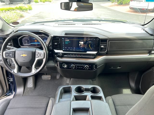 Certified 2022 Chevrolet Silverado 1500 LT AWD/4WD image 15