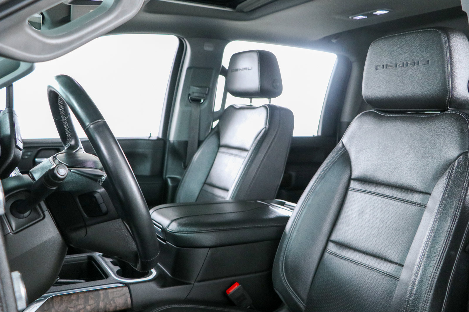 Used 2023 GMC Sierra 2500 Denali w/ Denali Ultimate Package AWD/4WD image 28