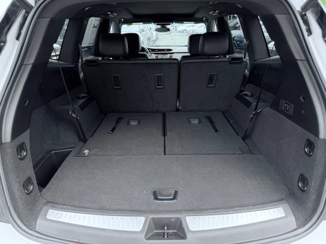 Used 2024 Cadillac XT6 Luxury w/ LPO, Floor Liner Package AWD/4WD image 13