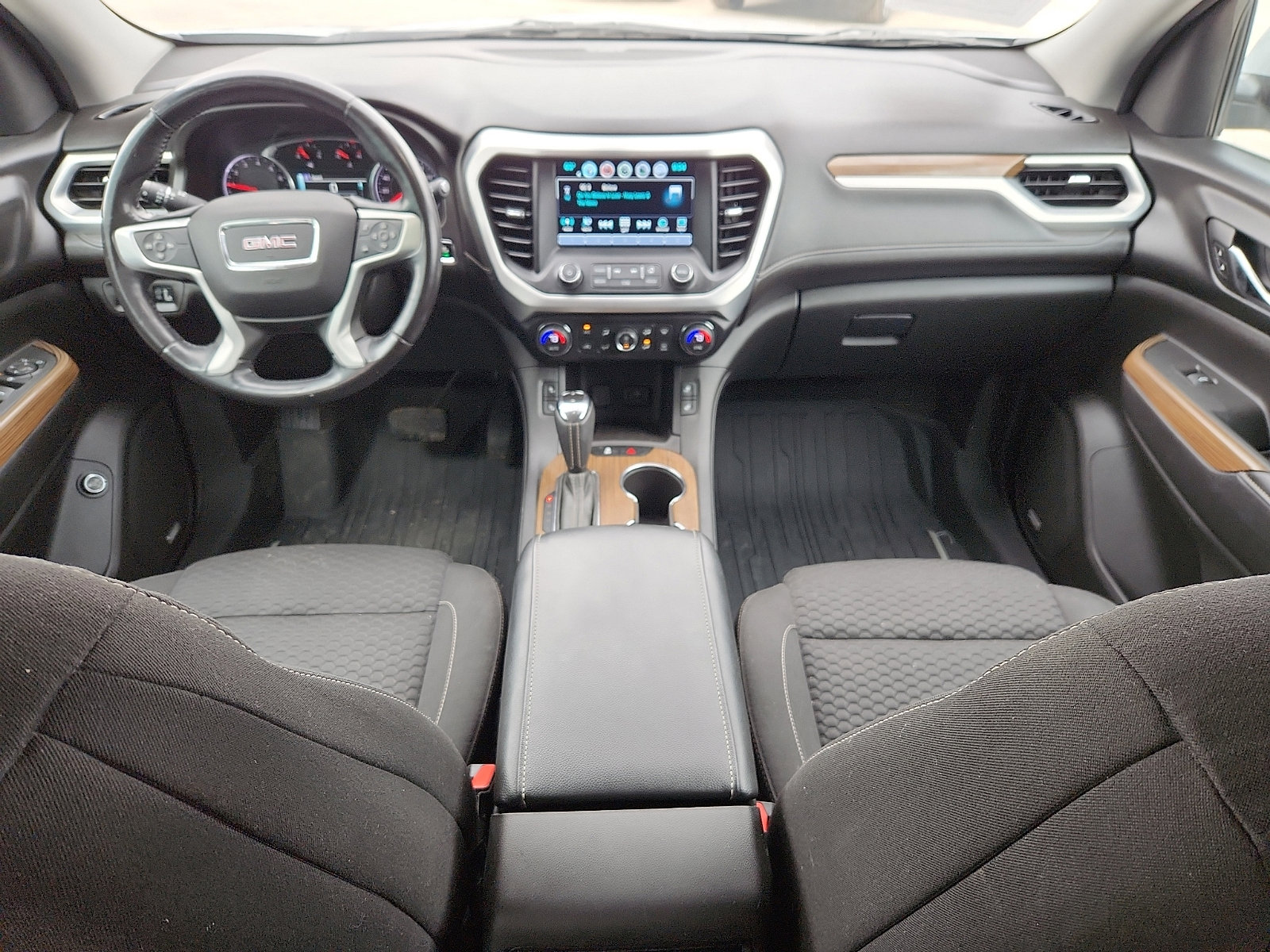 Used 2018 GMC Acadia SLE image 11