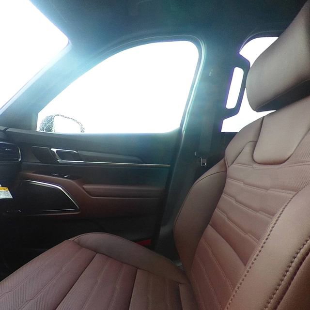 Used 2024 Kia Telluride SX Prestige image 19