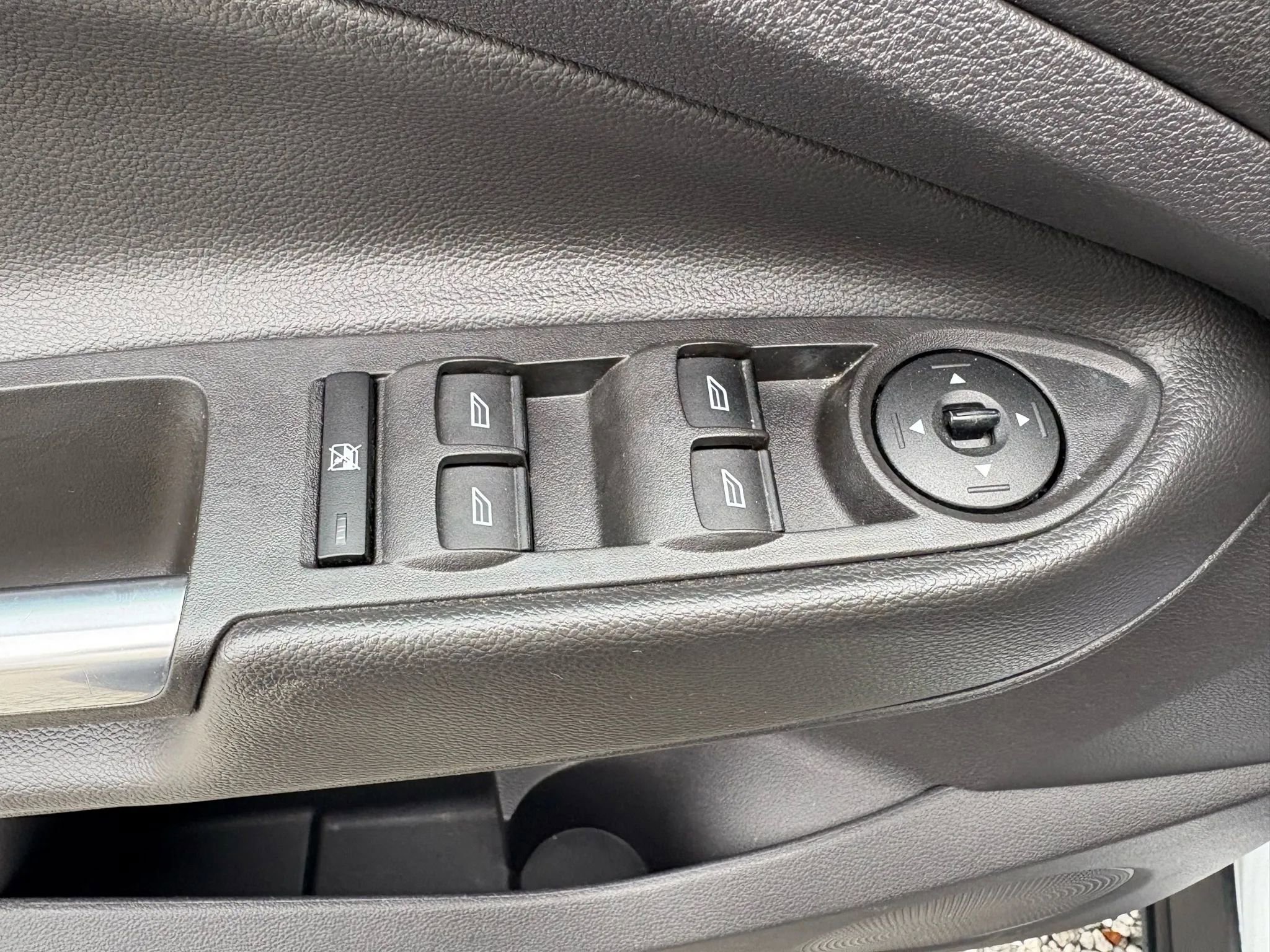 Used 2014 Ford Escape SE image 13