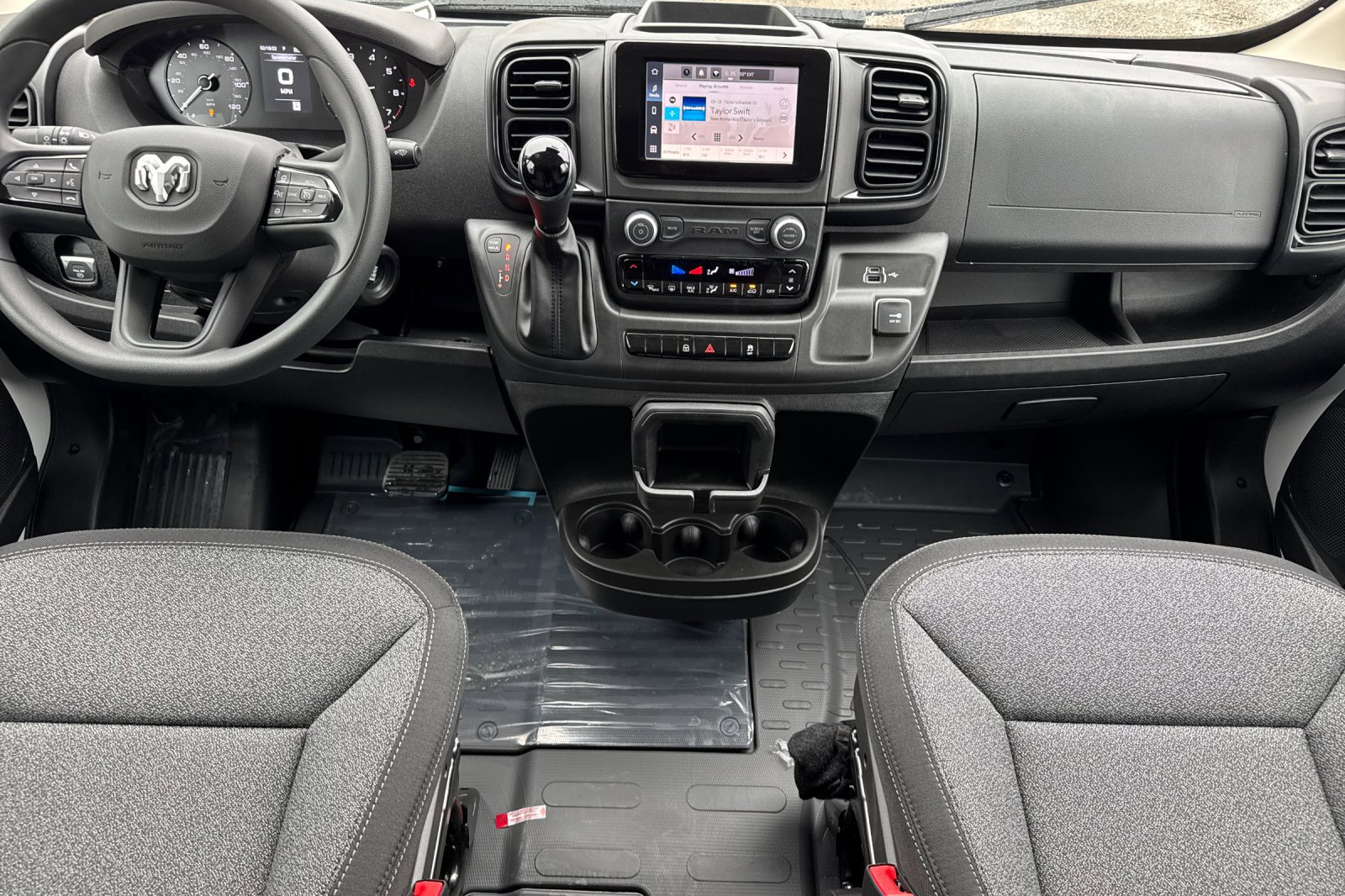 New 2026 RAM ProMaster 1500 w/ Convenience Group image 11