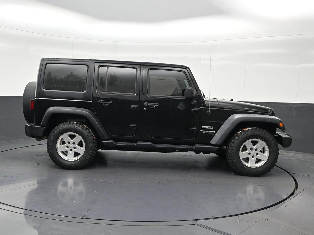 Used 2018 Jeep Wrangler Unlimited Sport S AWD/4WD image 7