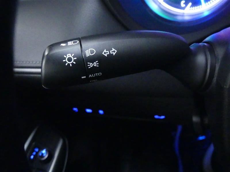 Used 2021 Toyota Venza XLE image 18