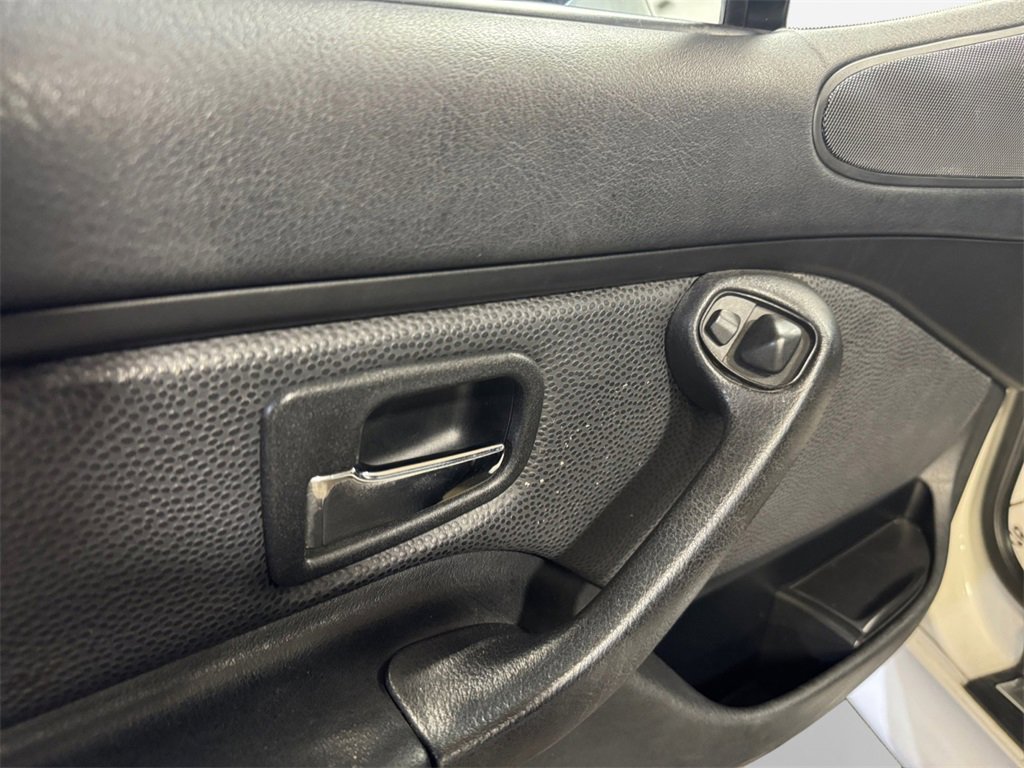 Used 1997 BMW Z3 2.8 image 14