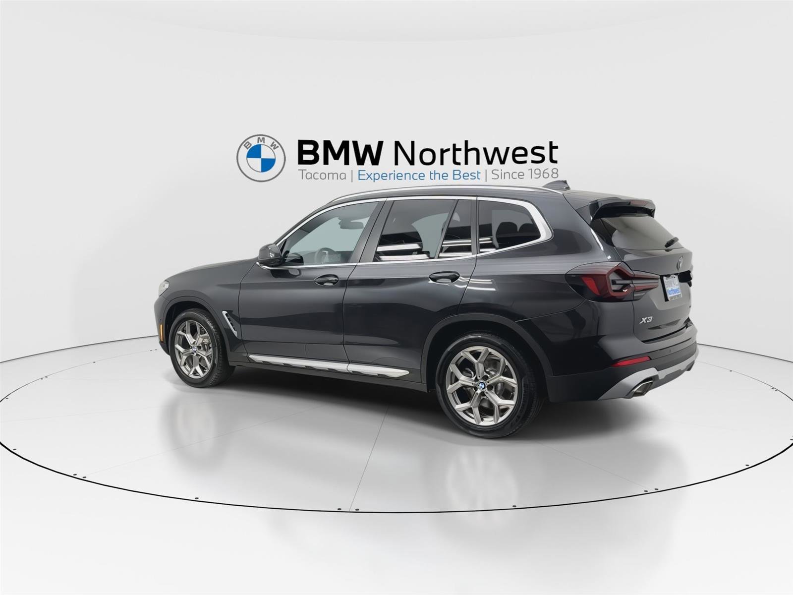 Used 2023 BMW X3 xDrive30i w/ Premium Package w/ZPA AWD/4WD image 12
