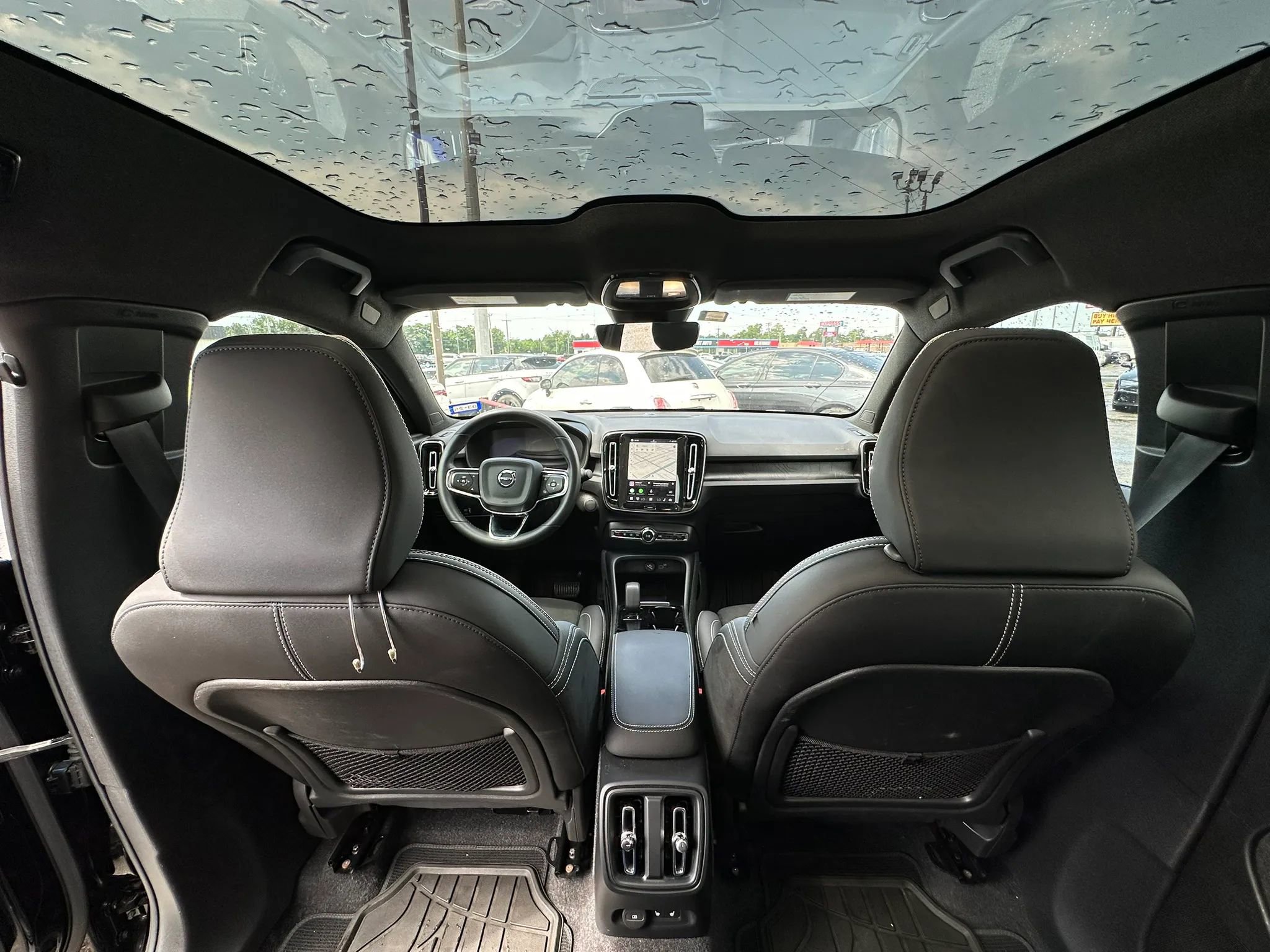 Used 2022 Volvo C40 P8 Recharge Ultimate AWD/4WD image 15