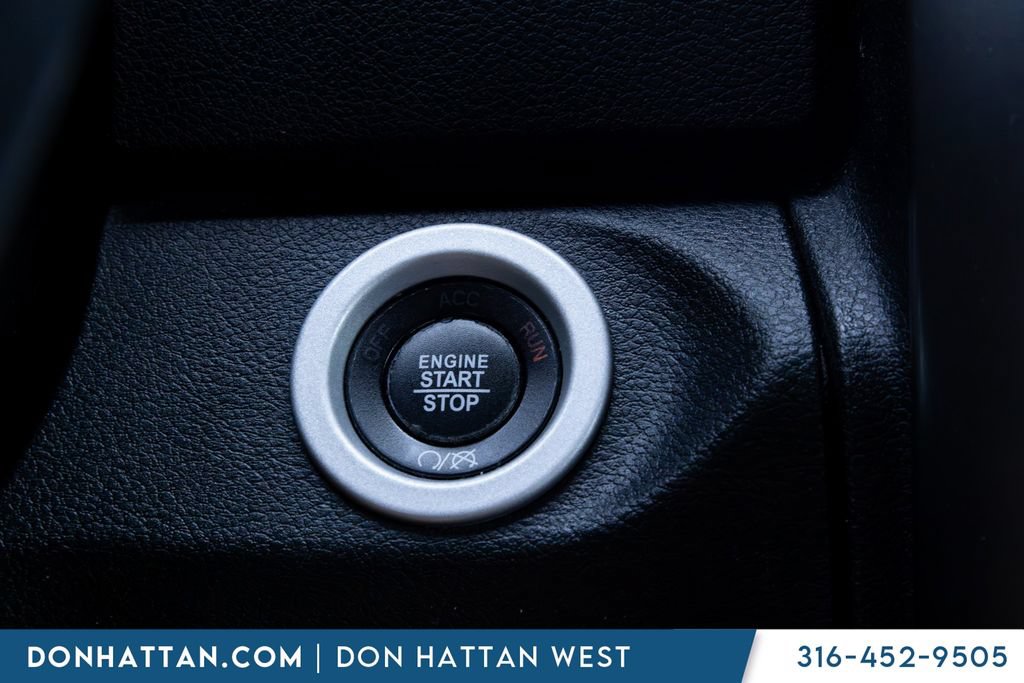 Used 2017 RAM 1500 Limited RWD image 10