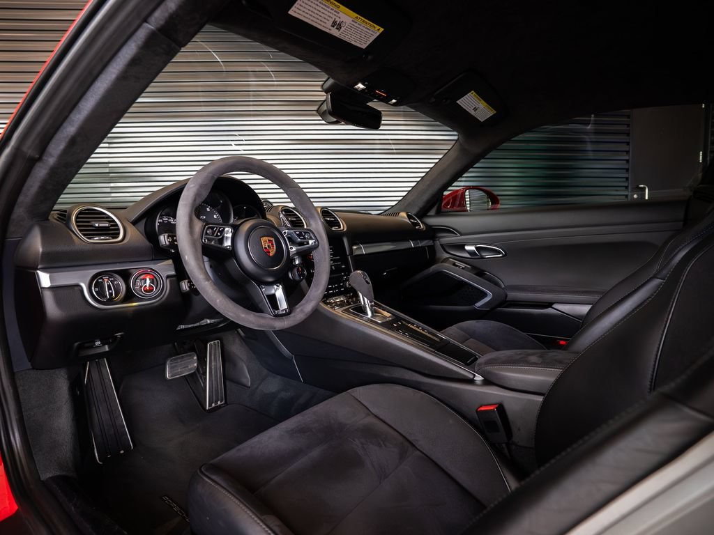 Certified 2018 Porsche 718 Cayman GTS RWD image 3