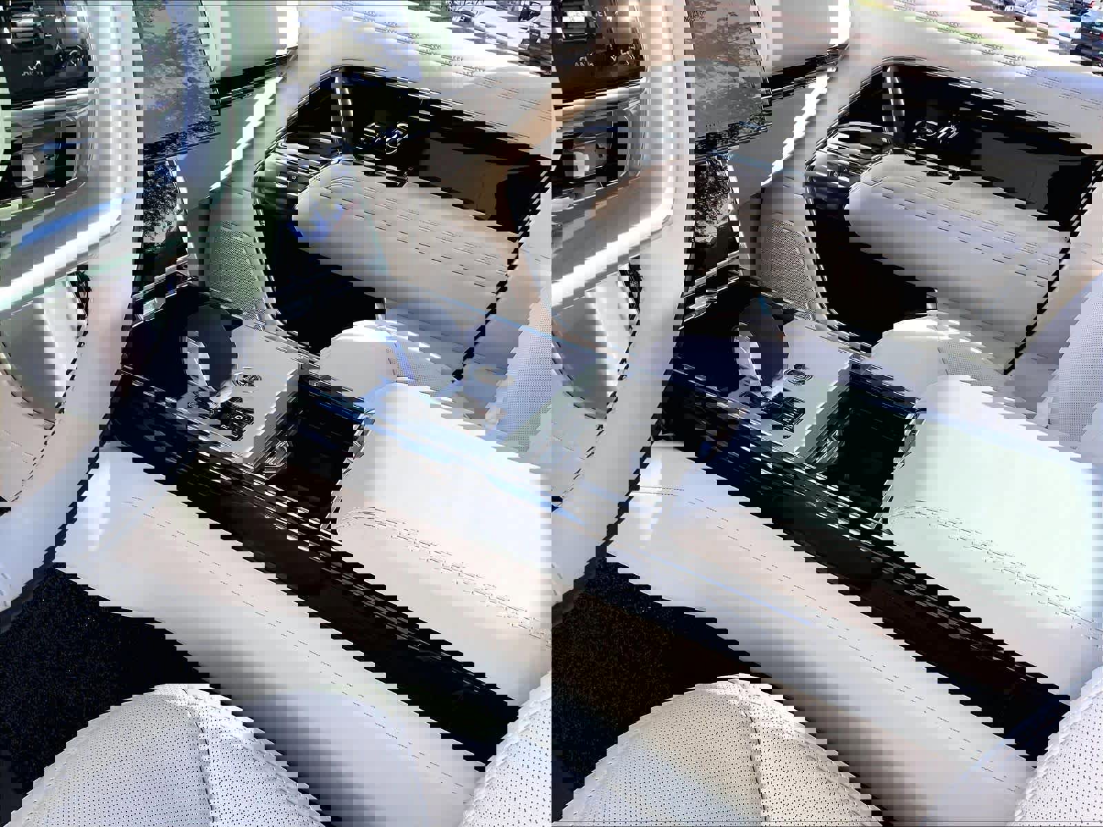 New 2026 Land Rover Range Rover SE AWD/4WD image 10