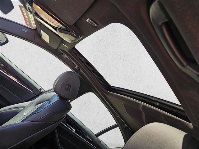 Used 2023 BMW 530i w/ Convenience Package RWD image 15