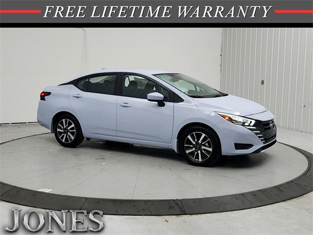 New 2025 Nissan Versa SV w/ Trunk Package image 1