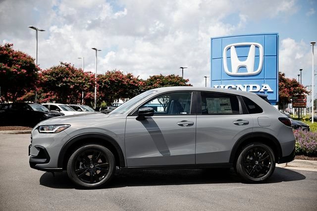 New 2027 Honda HR-V Sport image 4