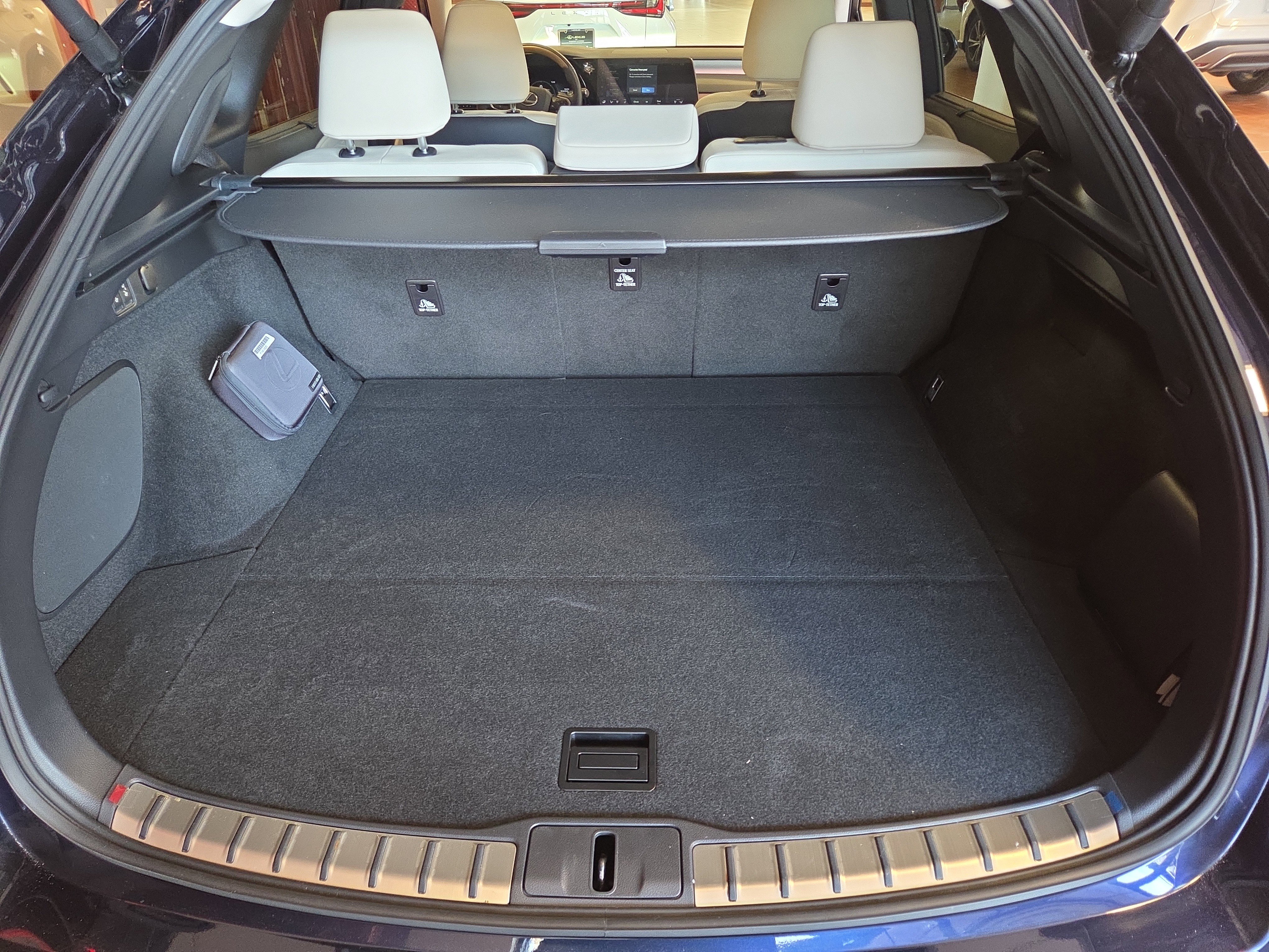 Certified 2025 Lexus RX 450h AWD w/ Convenience Package image 37