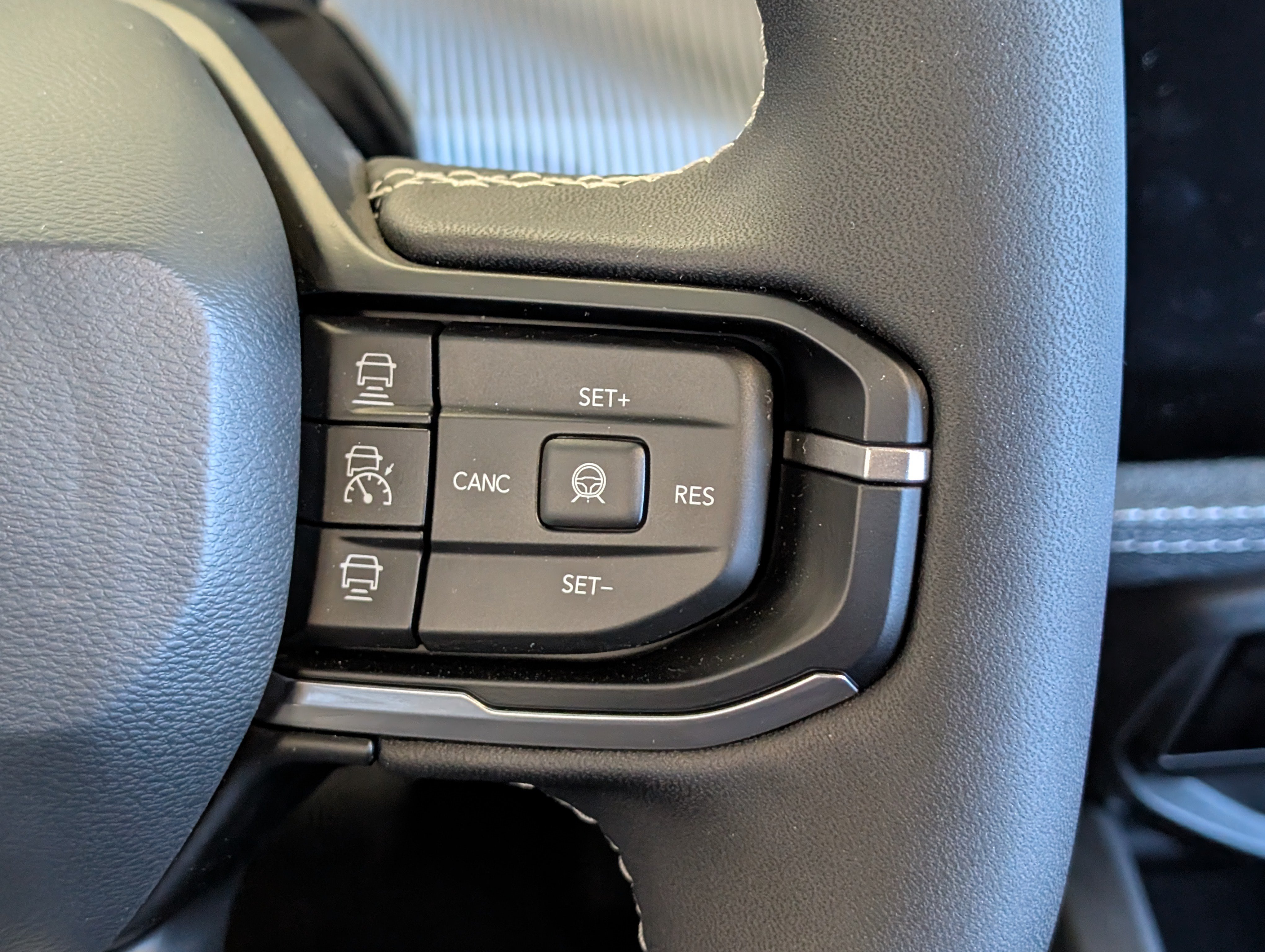 New 2026 Jeep Cherokee Laredo AWD/4WD image 21