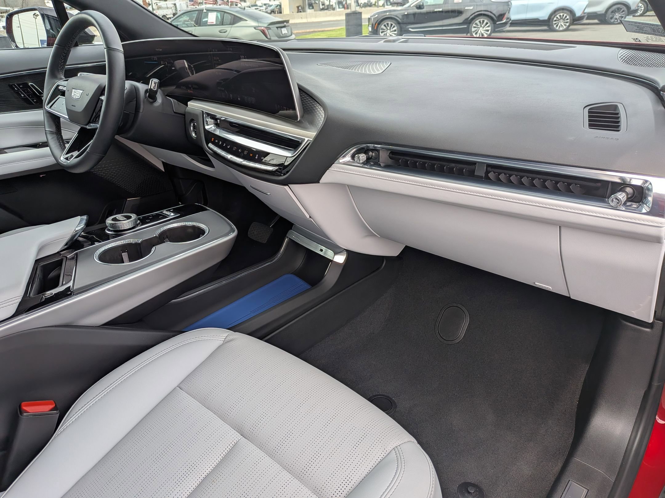 Certified 2024 Cadillac Lyriq Sport AWD/4WD image 30