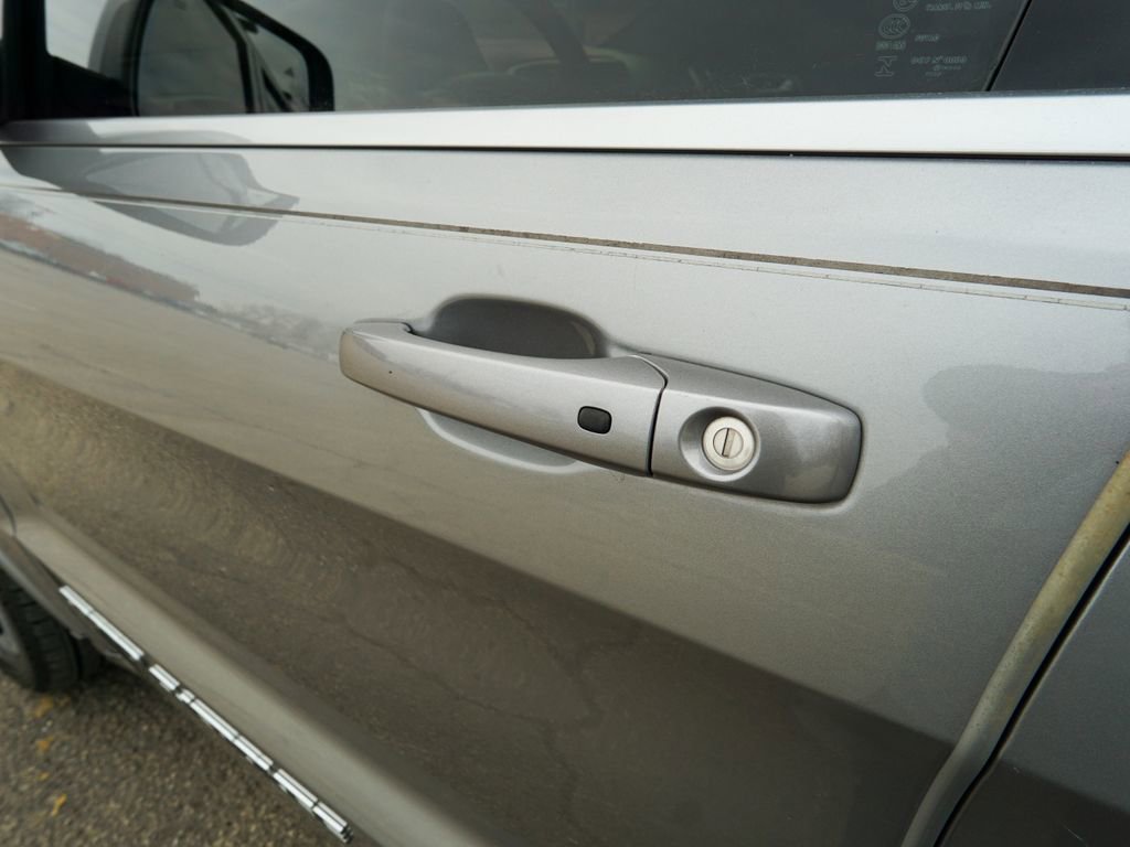 Used 2018 Jeep Grand Cherokee Limited image 8