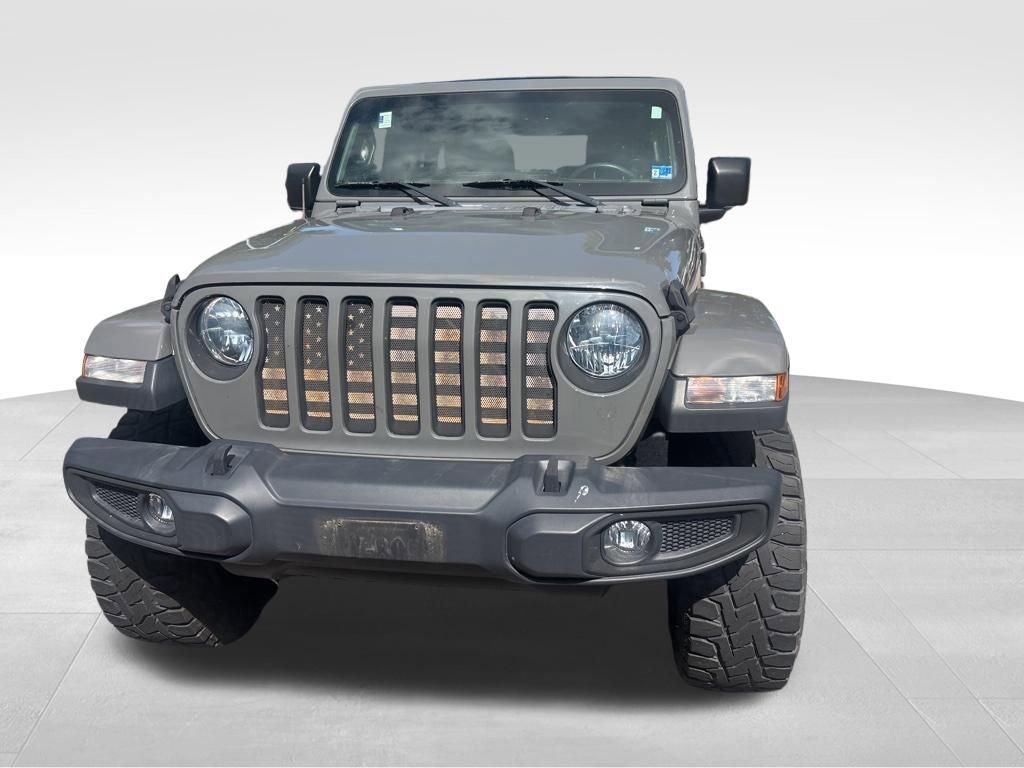 Used 2019 Jeep Wrangler Unlimited Sahara AWD/4WD image 3