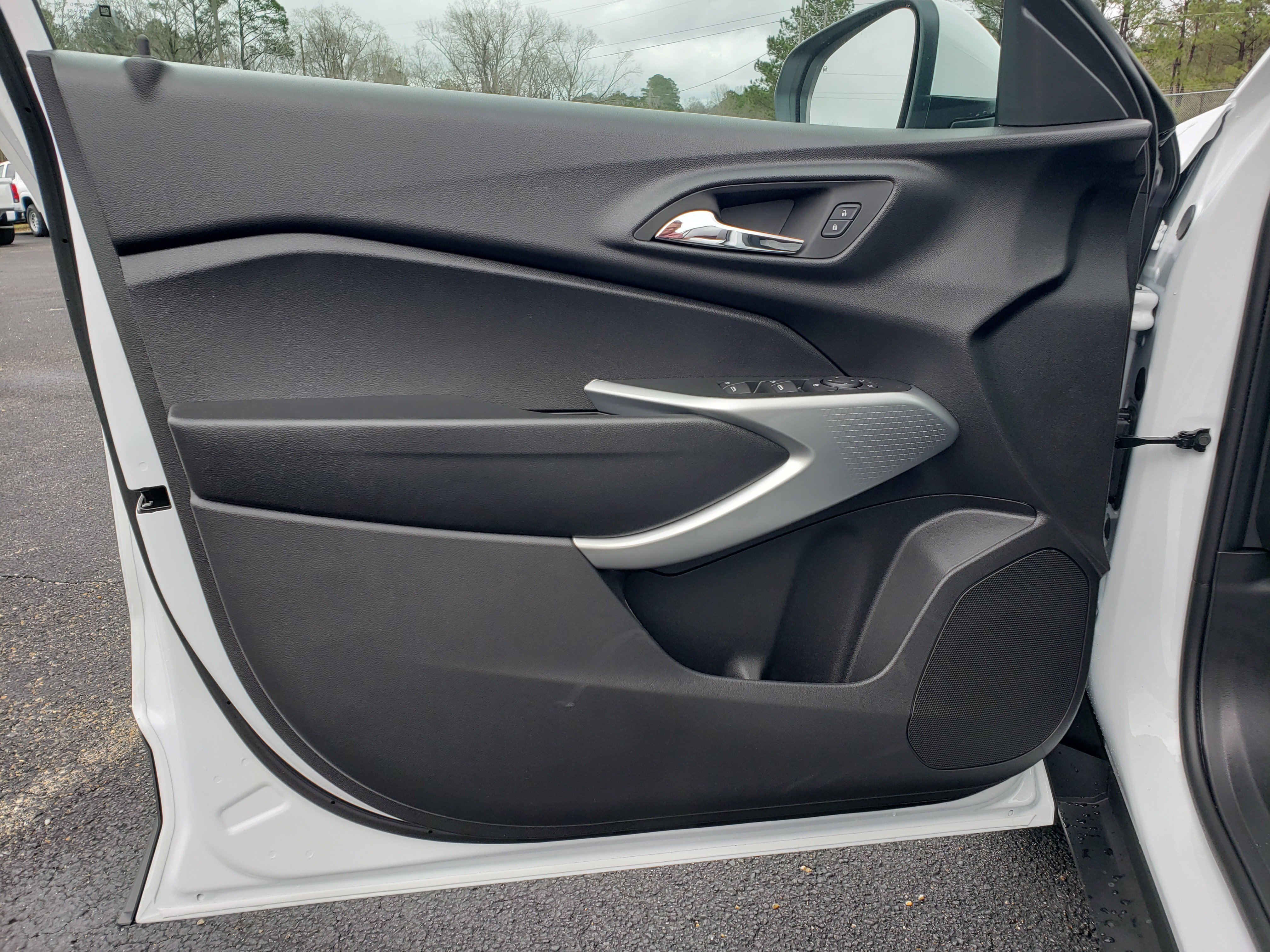 New 2026 Chevrolet Trax LS image 12