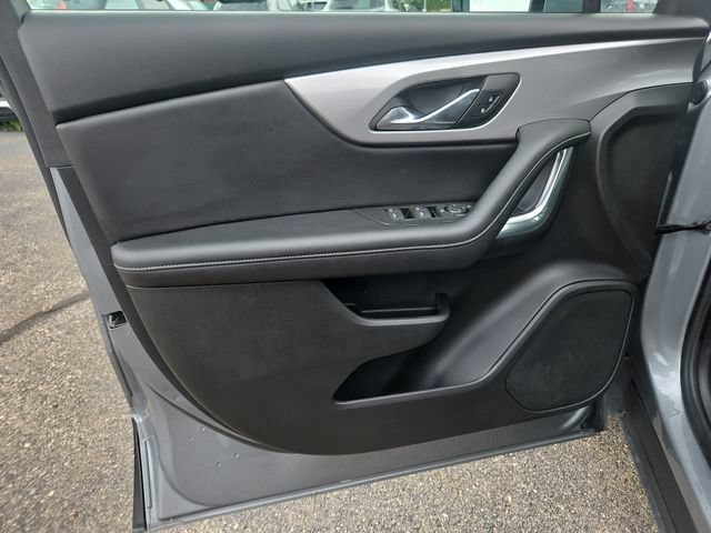 Used 2025 Chevrolet Blazer LT FWD image 10