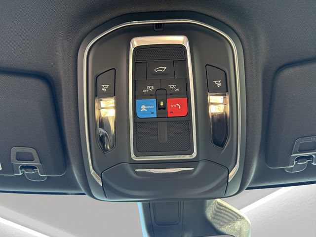 New 2026 Jeep Grand Cherokee Altitude AWD/4WD image 35