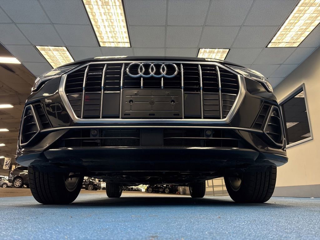 Used 2025 Audi Q3 2.0T Premium AWD/4WD image 13
