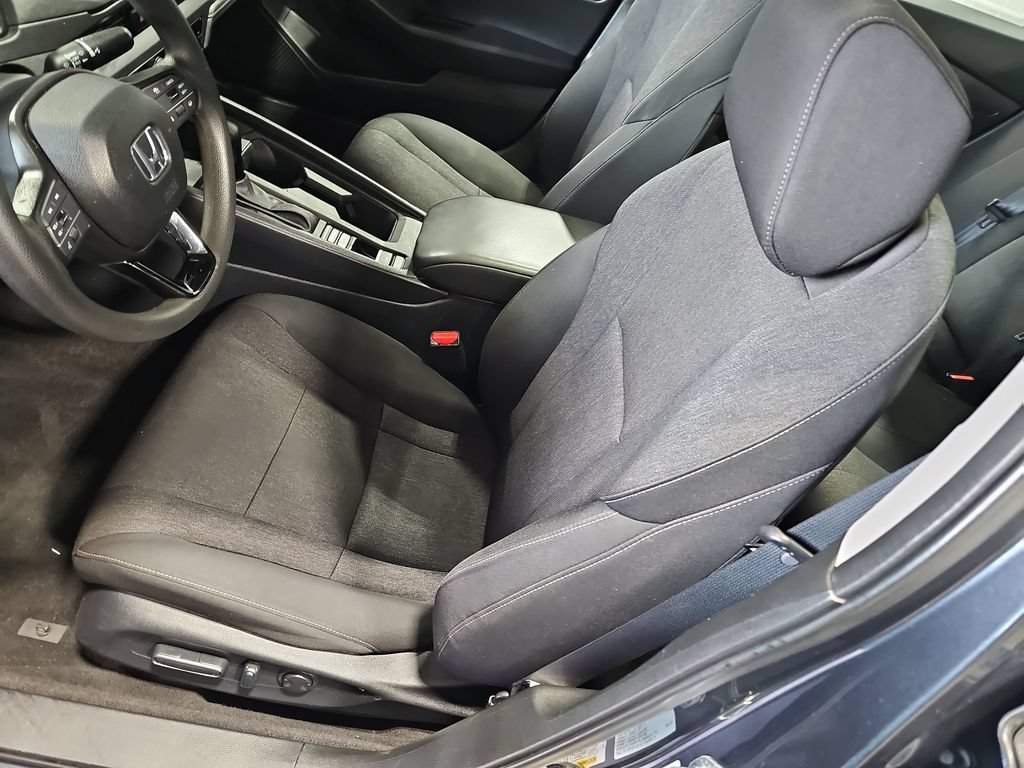 Used 2025 Honda Accord SE image 14