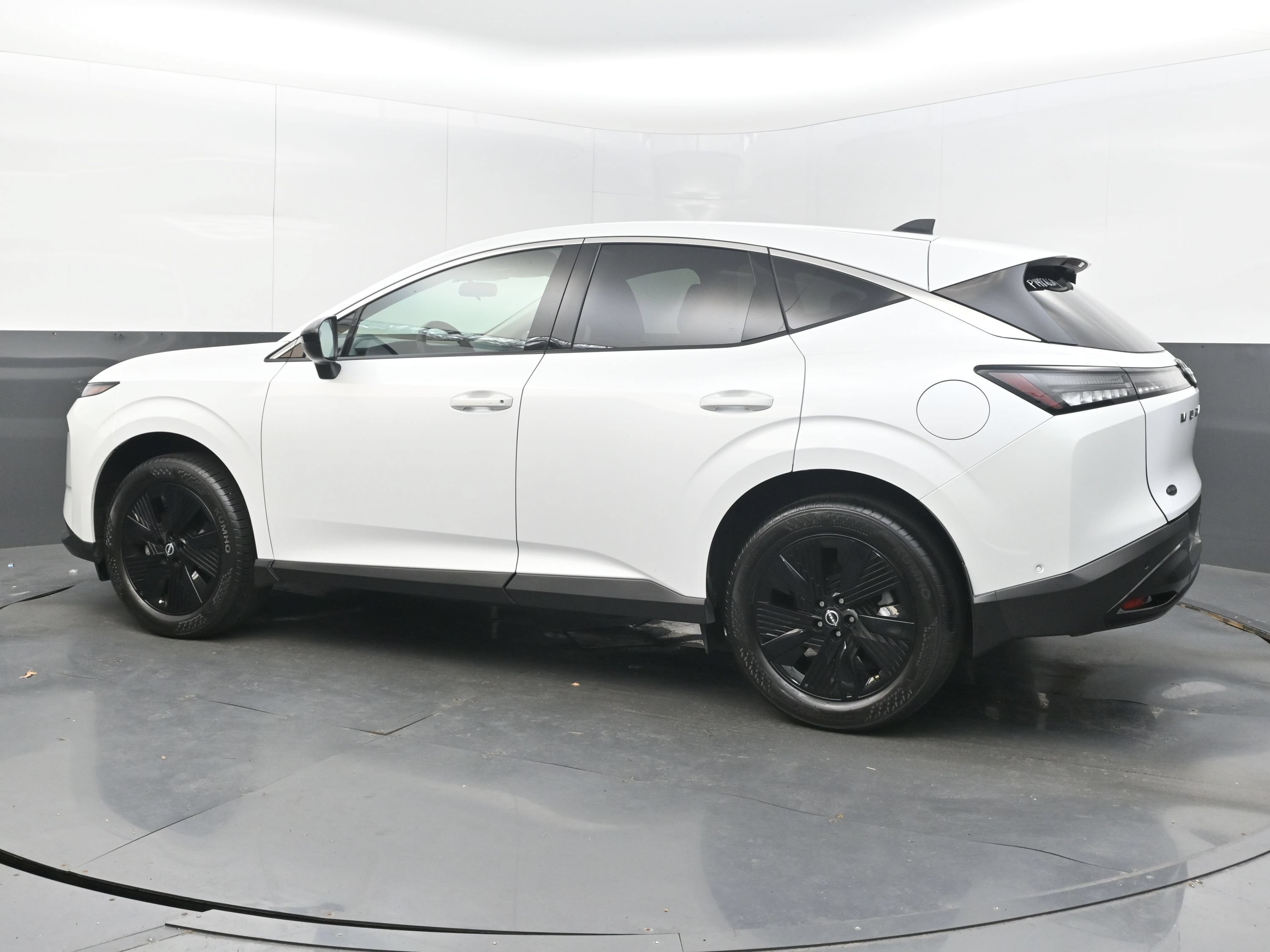 Used 2025 Nissan Murano SV FWD image 7