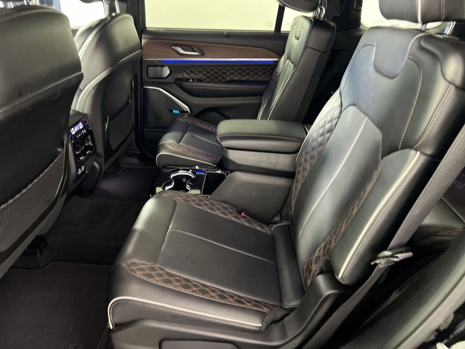 Used 2023 Jeep Grand Cherokee L Summit w/ Advanced Protech Group IV image 25