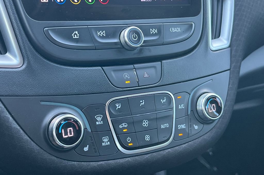 Used 2024 Chevrolet Malibu LT image 21