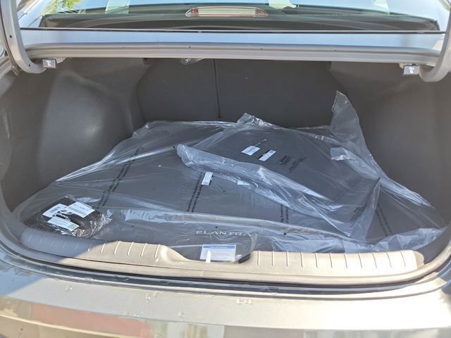 New 2026 Hyundai Elantra SEL Sport Premium image 21