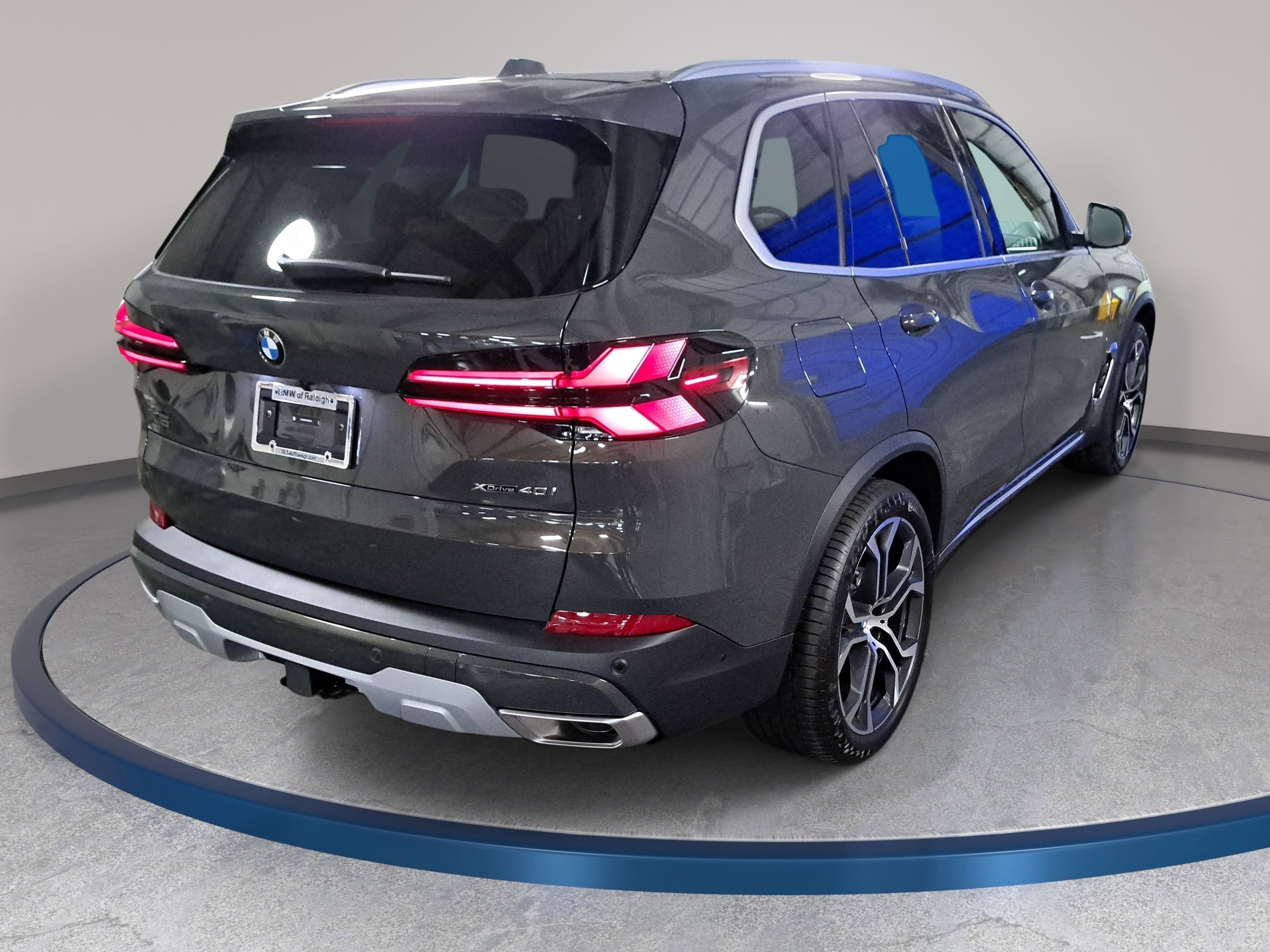 New 2026 BMW X5 xDrive40i w/ Climate Comfort Package AWD/4WD image 5