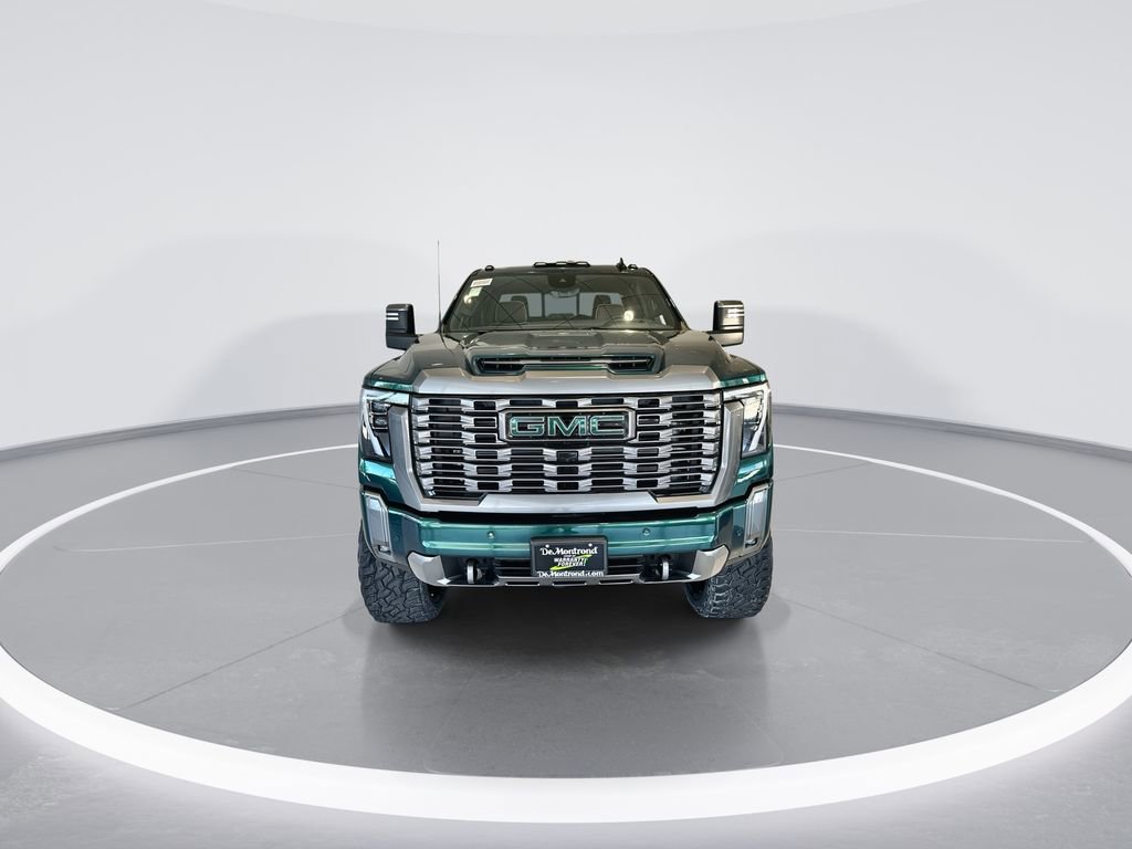 New 2026 GMC Sierra 2500 Denali Ultimate image 3