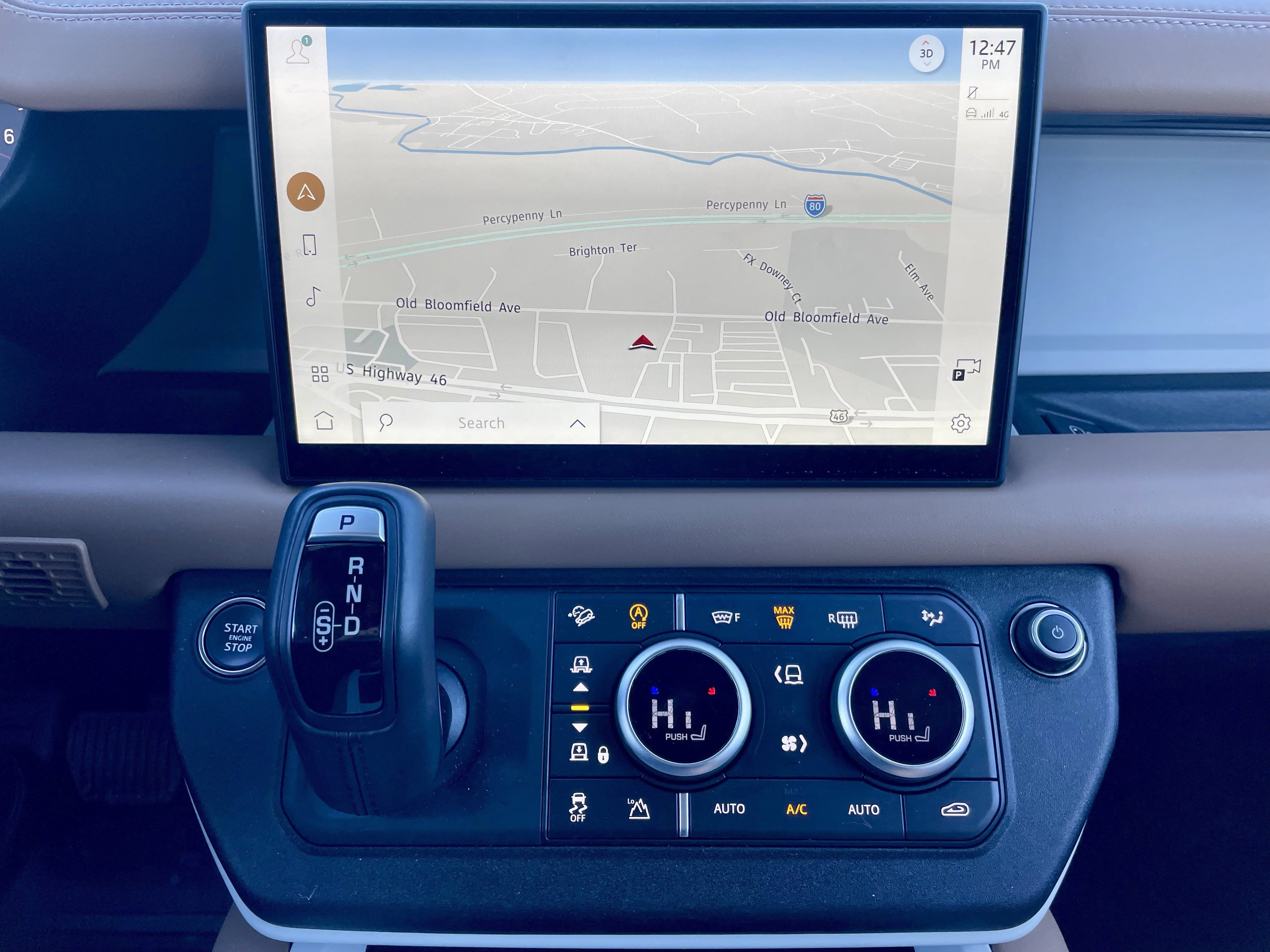 Certified 2025 Land Rover Defender 110 X-Dynamic SE image 27