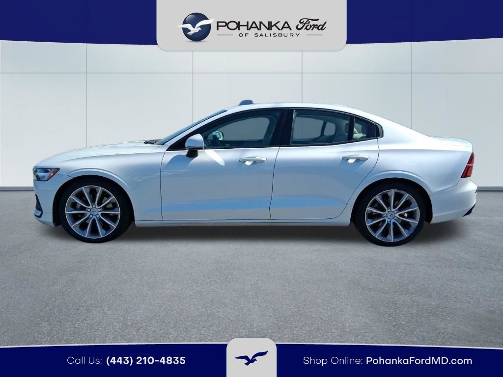 Used 2020 Volvo S60 T5 Momentum w/ Premium Package image 8