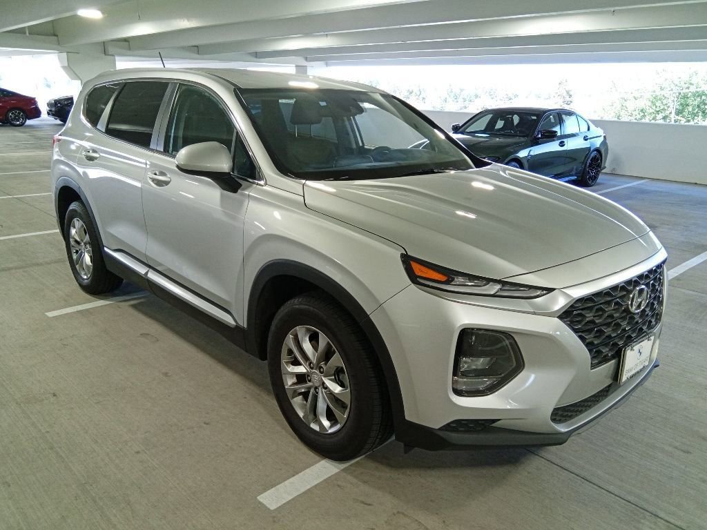 Used 2019 Hyundai Santa Fe SE w/ Cargo Package AWD/4WD image 3
