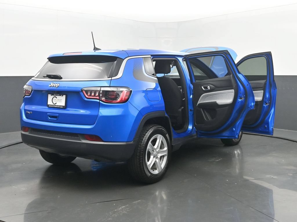 Used 2023 Jeep Compass Sport w/ Mopar Graphics Package AWD/4WD image 55