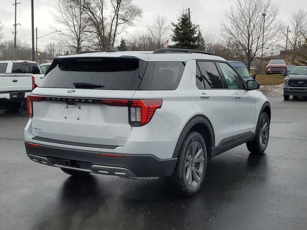 New 2026 Ford Explorer Active image 4