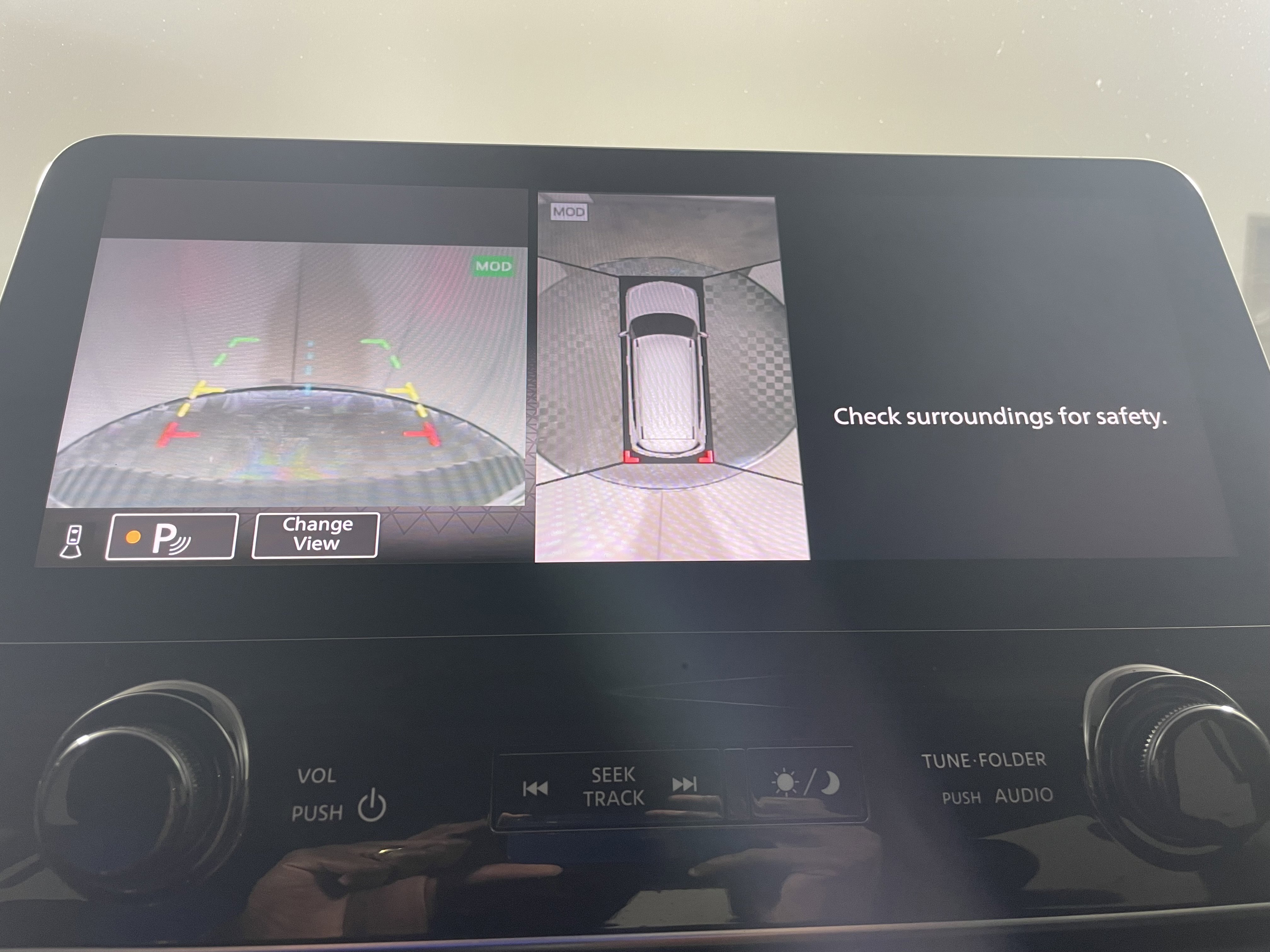 Used 2021 Nissan Armada SL w/ Captain's Chairs Package image 22