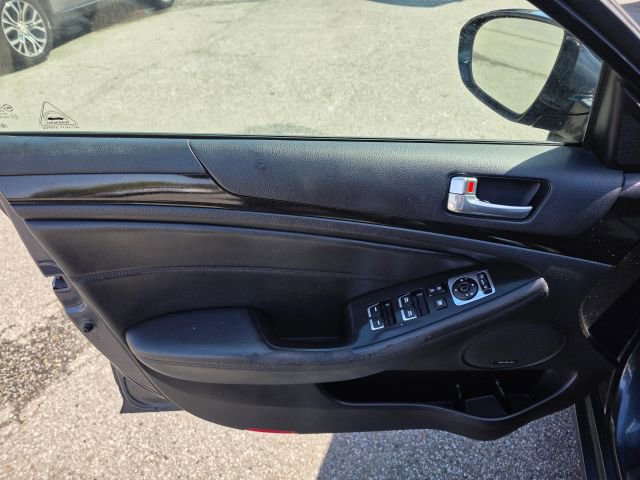 Used 2014 Kia Cadenza Premium FWD image 11