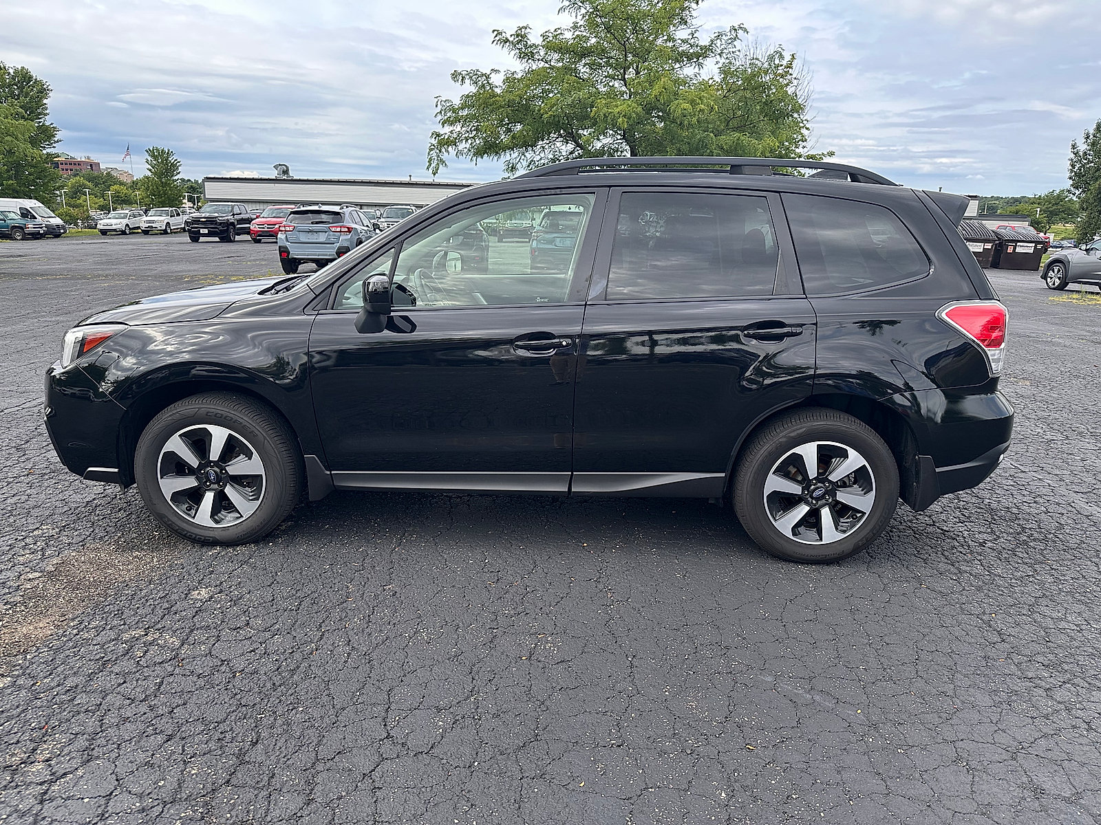 Used 2018 Subaru Forester 2.5i Premium w/ Protection Package #1 AWD/4WD image 6