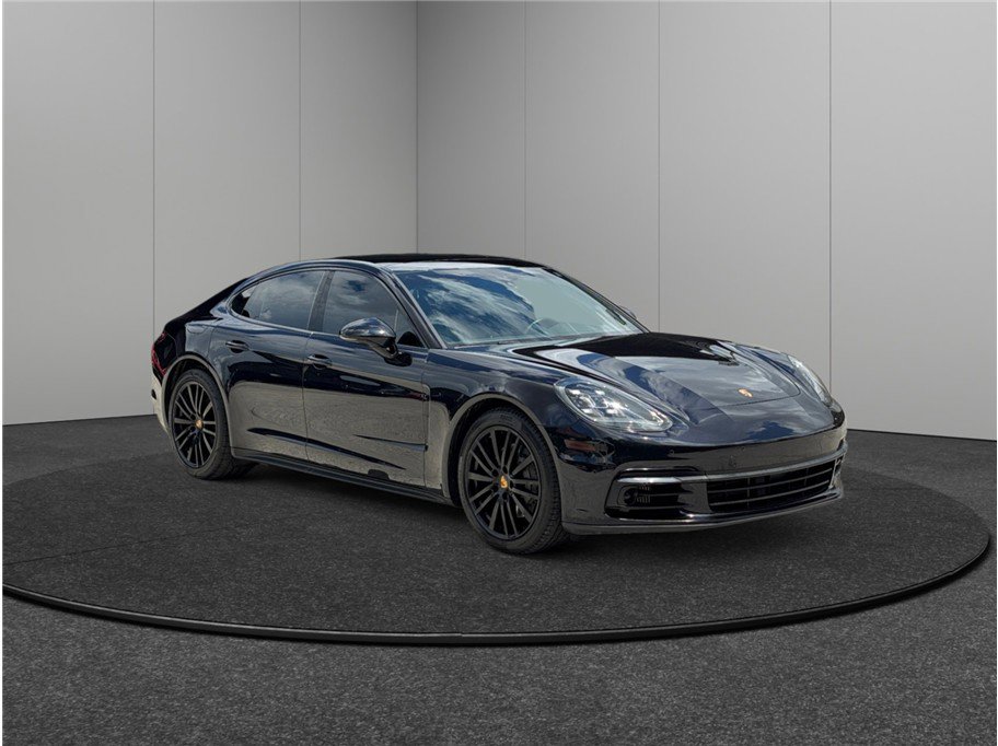 Used 2017 Porsche Panamera 4S image 1