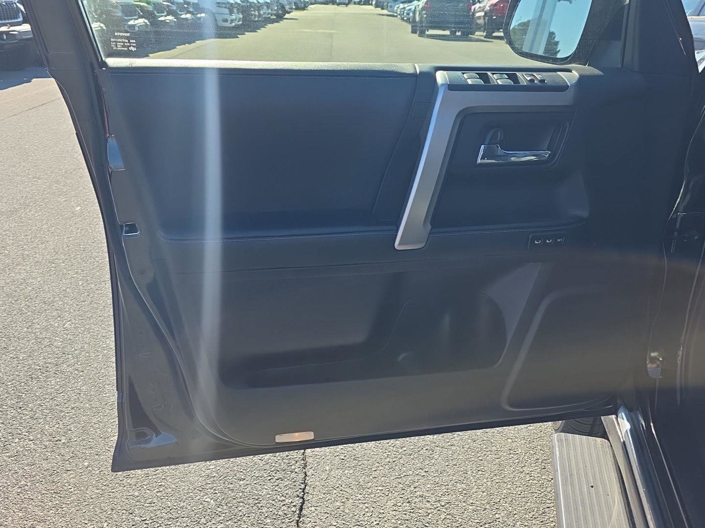 Used 2023 Toyota 4Runner Limited image 28