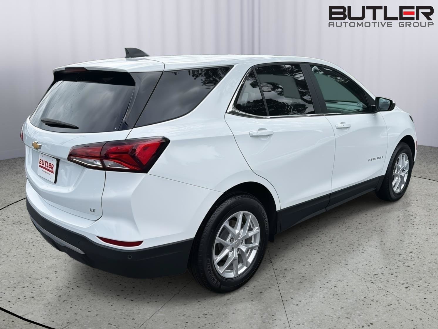 Used 2023 Chevrolet Equinox LT FWD image 6