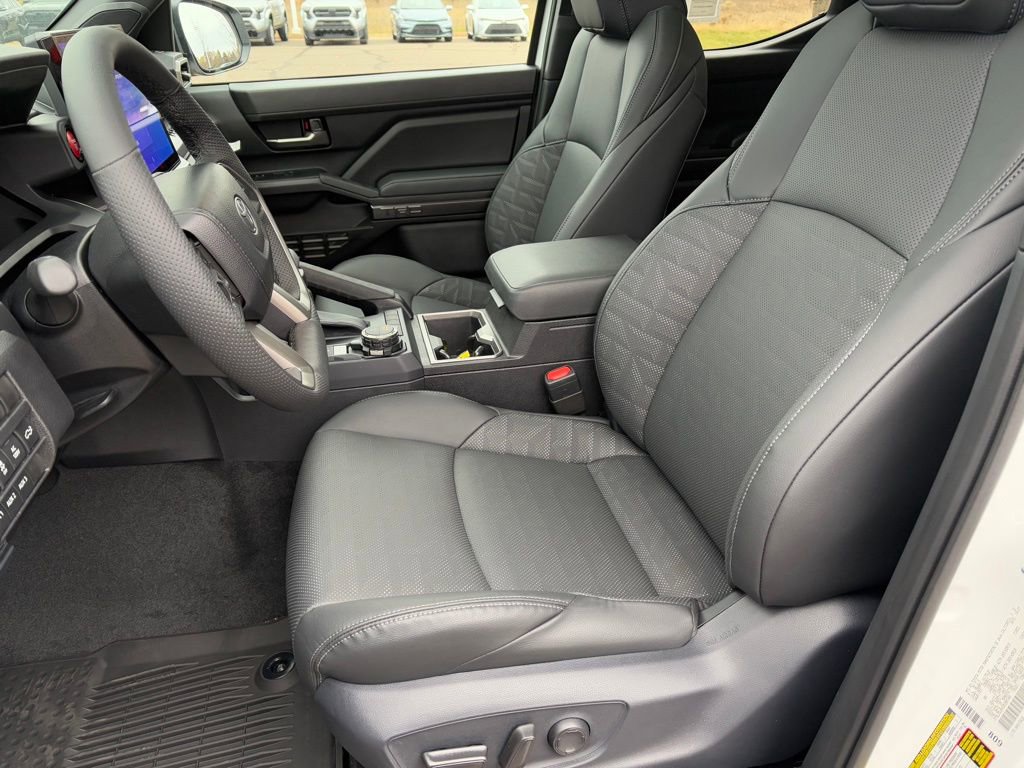 New 2025 Toyota Tacoma TRD Sport AWD/4WD image 9