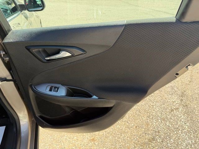 Used 2024 Chevrolet Malibu LT FWD image 17